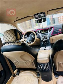 هيونداي أزيرا